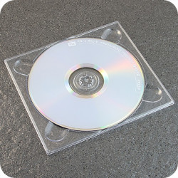 Plastikinis CD/DVD dėklas, skaidrus